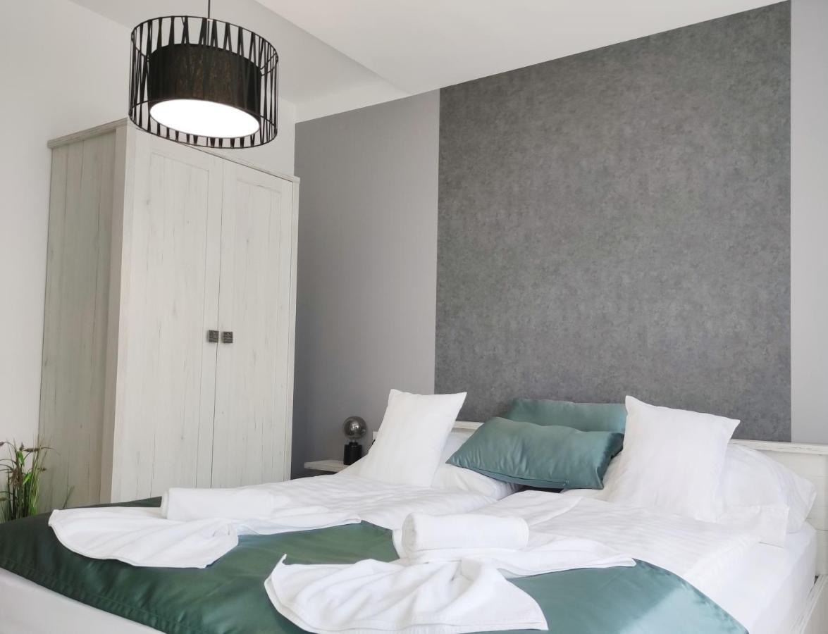 Royal Relax Apartman Keszthely Bagian luar foto