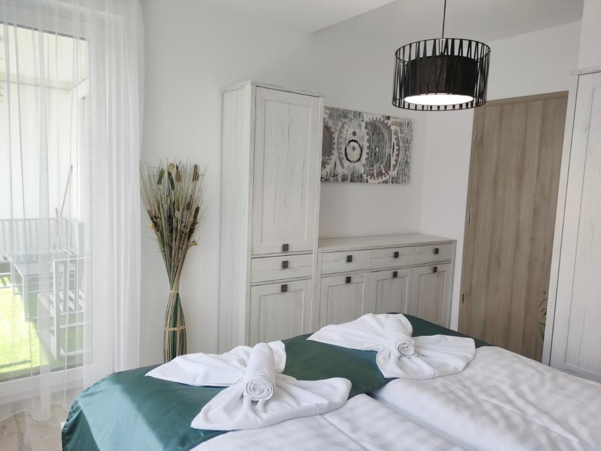 Royal Relax Apartman Keszthely Bagian luar foto